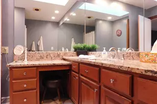 987 Hampton Ridge Dr, Akron, OH 44313 - Photo 38