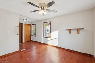 5732 E 141st St, Maple Heights, OH 44137 - Photo 16