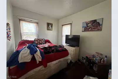 1012 E 72nd Place, Loveland, OH 44103 - Photo 18