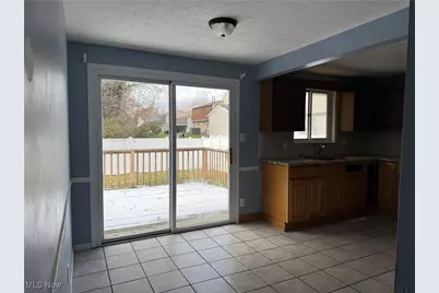 215 21st Street SE, Massillon, OH 44646 - Photo 8