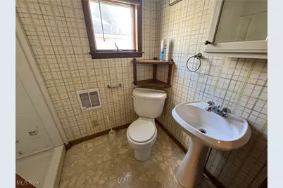 707 4th Street, Brilliant, OH 43913 - Photo 18