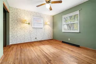 3966 Wadsworth Rd, Norton, OH 44203 - Photo 16