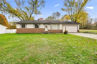 3966 Wadsworth Rd, Norton, OH 44203 - Photo 2