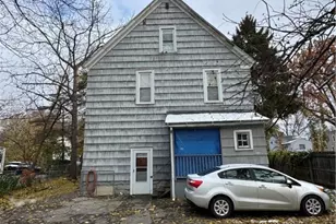 26 W York St, Akron, OH 44310 - Photo 4