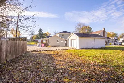 14811 Churchfield Street NW, North Lawrence, OH 44666 - Photo 32