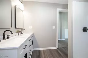 14811 Churchfield St NW, North Lawrence, OH 44666 - Photo 18