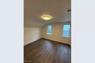 2312 W 10th Street, Loveland, OH 44113 - Photo 10