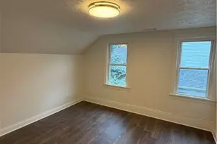 2312 W 10th St, Loveland, OH 44113 - Photo 10