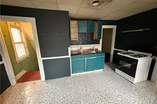 2312 W 10th St, Loveland, OH 44113 - Photo 16