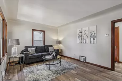 512 S Hazelwood Avenue, Youngstown, OH 44509 - Photo 4