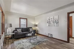 512 S Hazelwood Ave, Youngstown, OH 44509 - Photo 4