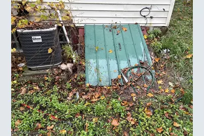 226 E Main Street, Freeport, OH 43973 - Photo 6