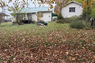 226 E Main St, Freeport, OH 43973 - Photo 8