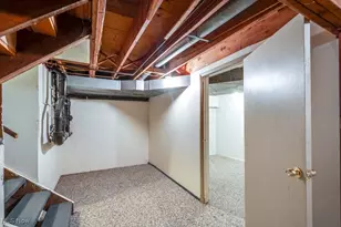 435 Bonshire Rd, Akron, OH 44319 - Photo 18