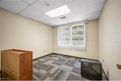 1900 East Avenue, Akron, OH 44314 - Photo 48