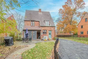 18302 Scottsdale Blvd, Huber Heights, OH 44122 - Photo 32