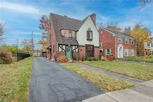 18302 Scottsdale Blvd, Huber Heights, OH 44122 - Photo 2