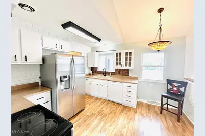 30404 Gebhart Place, Willowick, OH 44095 - Photo 12