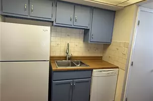 8078 Puritan Dr, Mentor, OH 44060 - Photo 14