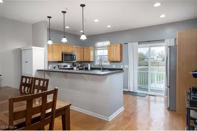 323 California Avenue, Lorain, OH 44052 - Photo 16