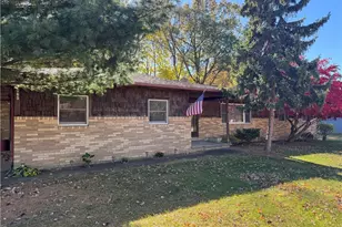 8976 Jackson St, Mentor, OH 44060 - Photo 2