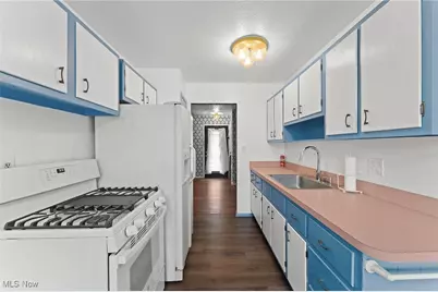 30321 Gebhart Place, Willowick, OH 44095 - Photo 2