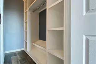 12900 Lake Ave, Oakwood, OH 44107 - Photo 4