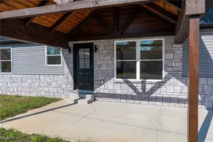 950 Beech St, Newcomerstown, OH 43832 - Photo 8