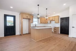 950 Beech St, Newcomerstown, OH 43832 - Photo 14