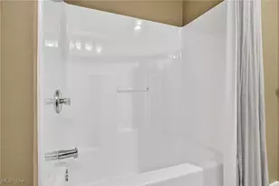 2282 W 5th St, Loveland, OH 44113 - Photo 28