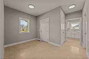 405 Club Dr W, Aurora, OH 44202 - Photo 44