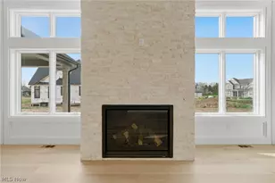 405 Club Dr W, Aurora, OH 44202 - Photo 24