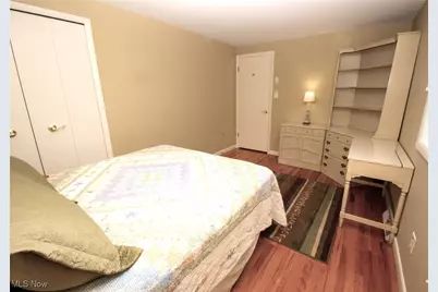 8094 Rolling Brook Road, Sagamore Hills, OH 44067 - Photo 16