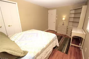 8094 Rolling Brook Rd, Sagamore Hills, OH 44067 - Photo 16