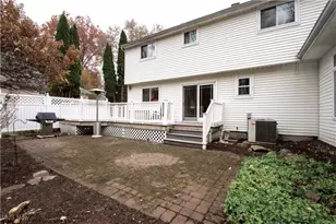 8094 Rolling Brook Rd, Sagamore Hills, OH 44067 - Photo 20