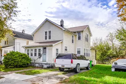 1289 13th Street SE, Massillon, OH 44646 - Photo 1