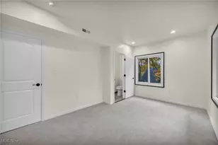 1555 W Market St, Akron, OH 44313 - Photo 26