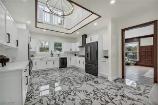 1555 W Market St, Akron, OH 44313 - Photo 8