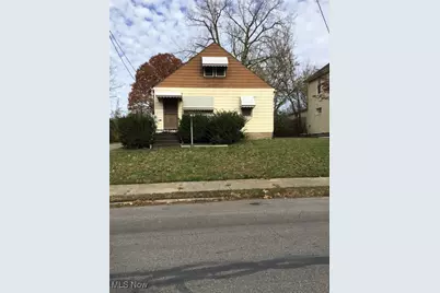 9523 Sandusky Avenue, Loveland, OH 44105 - Photo 1