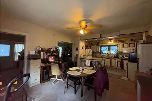 622 Harbor St, Conneaut, OH 44030 - Photo 8