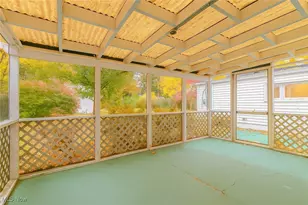 871 Birchwood Dr, Willoughby, OH 44094 - Photo 6