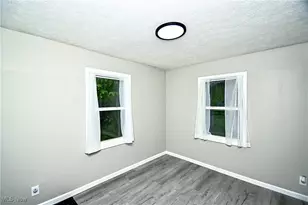 542 Montgomery St, Akron, OH 44305 - Photo 12