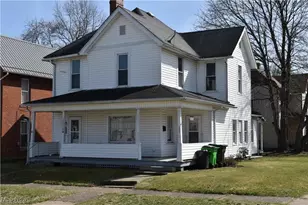 1003 E Main St, Coshocton, OH 43812 - Photo 2