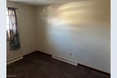 1286 N Chapel Street #5, Louisville, OH 44641 - Photo 8