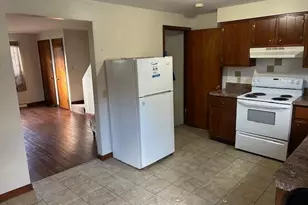 1286 N Chapel St, Louisville, OH 44641 - Photo 2