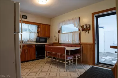4216 State Road, Akron, OH 44319 - Photo 14