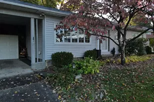 15706 Maple Dr, East Liverpool, OH 43920 - Photo 4