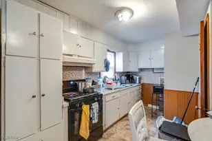 29800 Robert St, Wickliffe, OH 44092 - Photo 12