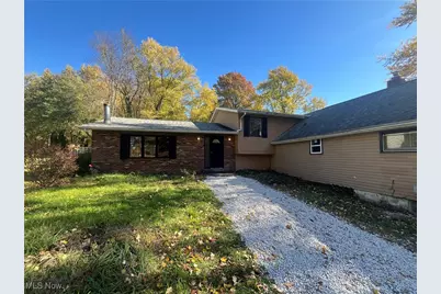 3273 S Jasmine Avenue, Akron, OH 44319 - Photo 2