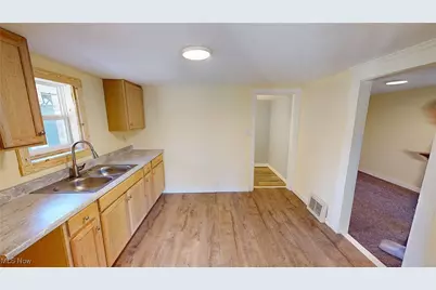 3273 S Jasmine Avenue, Akron, OH 44319 - Photo 24